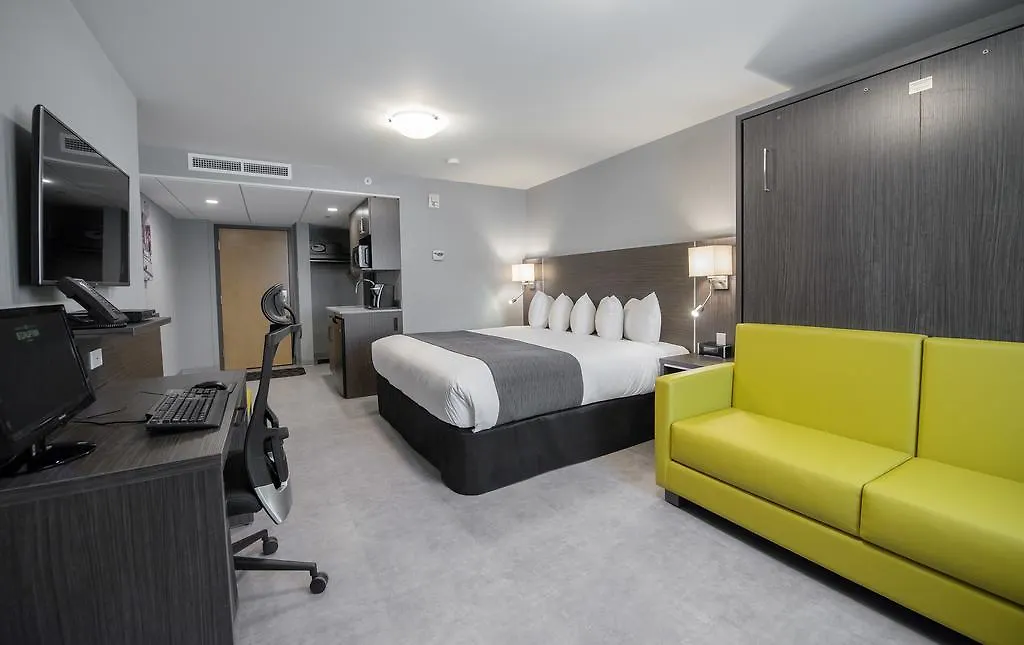 ***  Hotel & Suites Le Dauphin Quebec Canada