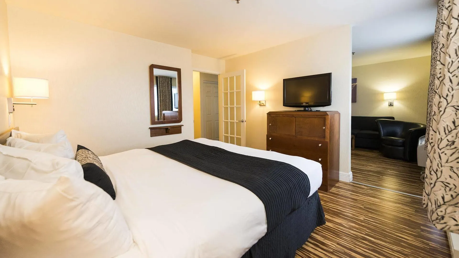 Hotel & Suites Le Dauphin Quebec